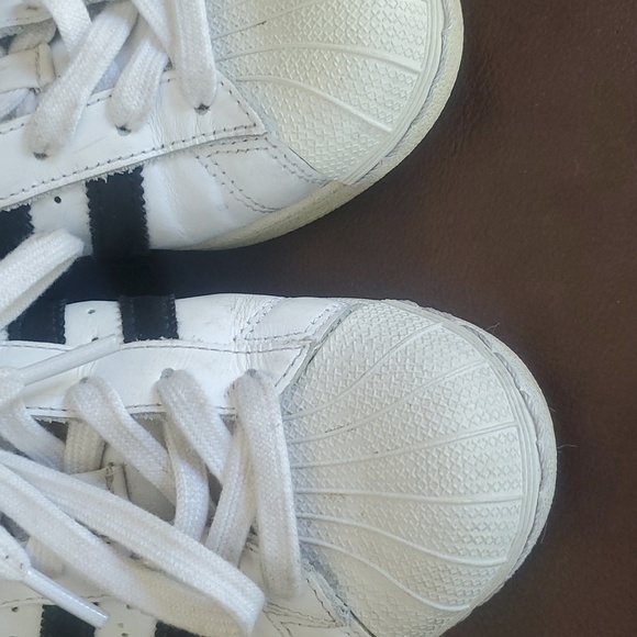 Adidas Superstar Footwear sneakers shelltop White Black 2019 sz 3.5 - Picture 8 of 10